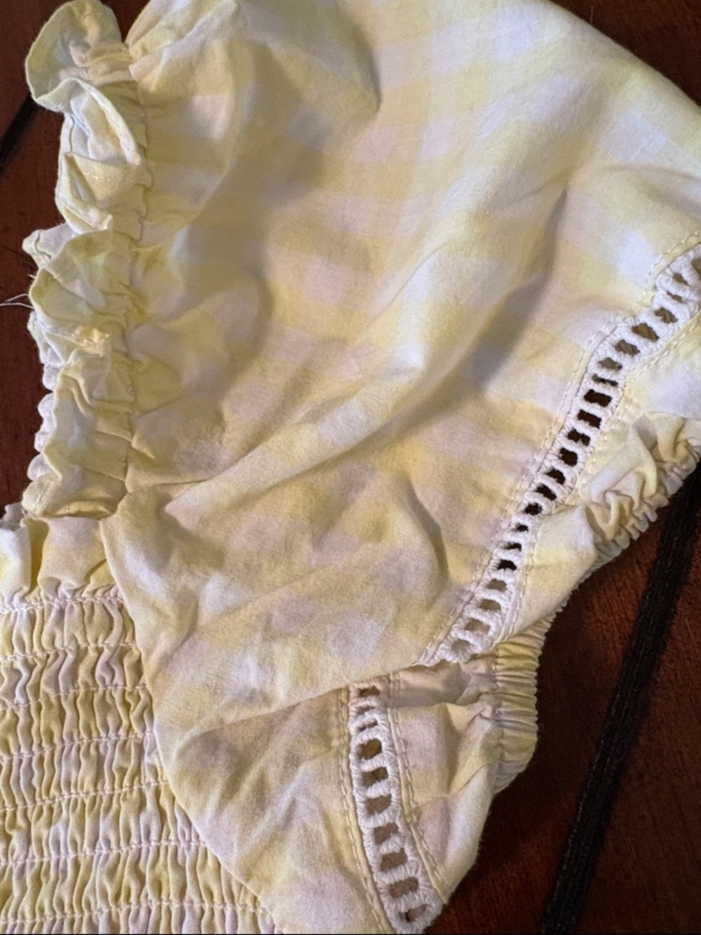 Janie and Jack Yellow Gingham Smocked Romper SIZE 8 EUC
CUTE FOR SCHOOL - Picture 7 of 7